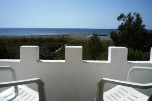 Artemis Rooms Frangocastelo Exterior photo