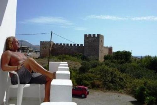 Artemis Rooms Frangocastelo Exterior photo